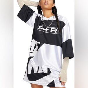 NIKE AIR JERSEY DRESS NEW WITH TAGS LARGE